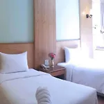 Hotel At Nine