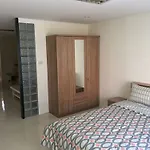 I Rovers Guest house