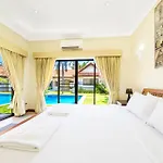 Davinci Pool *