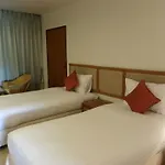 Nautical Inn
