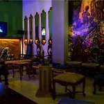 โรงแรม Khunsri Art Boutique Pattaya