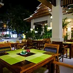 Aiyara Palace Hotel 5*