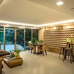 City Garden Tropicana