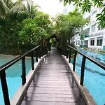 Amazon Residence & Water Park Pattaya