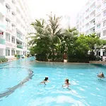 Amazon Residence & Water Park Pattaya