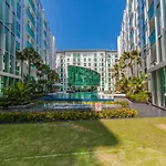 อพาร์ทเม้น Center By Sunny Pattaya