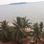 Sea Falcon On The Water Pattaya