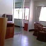 Garden Lodge
