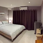 Aparthotel Yoyo 2*