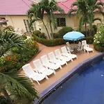 โรงแรม Butterfly Garden Boutique By Luxury View Ex Lg Apts And Villas, A Lifestyle Destination 1 To 3 Bedroom Units 110 To 190 Sqmtr, 2 Full Bathrooms, Rain Shower, Complete Kitchen, Free Fast Fiber Wifi, 55