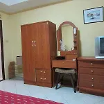 Guest house Robin's Nest & Restaurant