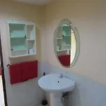 Robin's Nest & Restaurant Guest house