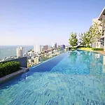 Hotel Centric Sea Pattaya