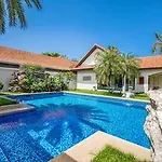 Davinci Pool *