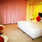 Royal Q & D Hotel 3*