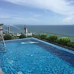 Stylish In Peak Towers * Pattaya