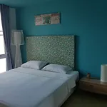 Atlantis Condo B811