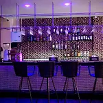 Baku Guesthouse Cafe & Bar