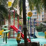 Atlantis Condo Resort By Ton