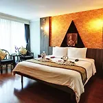 Jomtien Garden & 4* Pattaya