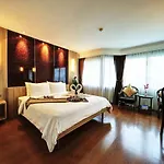 Jomtien Garden & Hotel