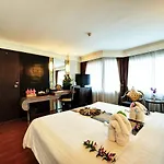 Jomtien Garden & Hotel 4*