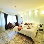 Hotel Jomtien Garden & Pattaya
