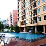 V โรงแรม