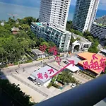 อพาร์ทเม้น The Riviera Wongamat Hong