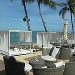 อพาร์ทเม้น The Palm Front *
