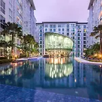 Ccr Managed By Aha Smartstay 4*