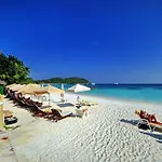 โรงแรม Punyapha Place 3*