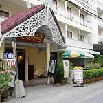 โรงแรม Sawasdee Sea View 3*