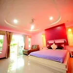 Hotel Bee Orchid Pool Ko Lan