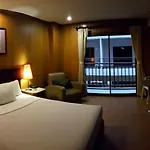 โรงแรม Dynasty