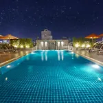 Adelphi 4*