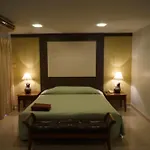 Diamond Place Hotel 3*
