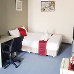 The Lounge Guesthouse
