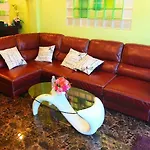 Oyo 75330 Little House 2* Pattaya