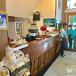 โรงแรม Khunsri Art Boutique