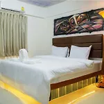 โรงแรม Khunsri Art Boutique Pattaya