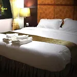 The Grand โรงแรม 3*