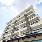 Oyo 488 Delight Residence