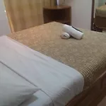 Hotel Max 2*