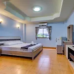 I Rovers Guest house Pattaya