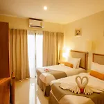โรงแรม Babylon Palace