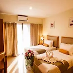 Babylon Palace 3*