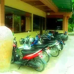 Mr. Mac's Hotel 2*