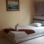 Rich Man Poor Man Guesthouse