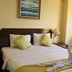 โรงแรม Rich Man Poor Man Pattaya